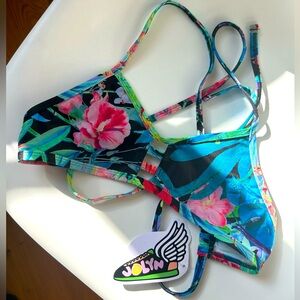 NWT Jolyn Tomcat Bikini Top Small